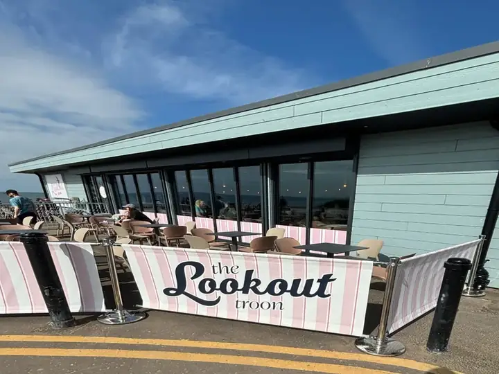 The Lookout, Troon