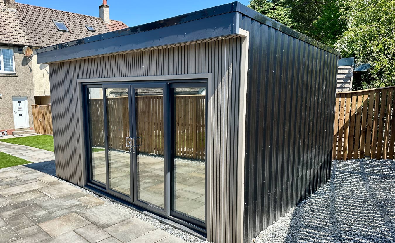 Luxury Garden Room with WC in Stonehouse. Design & construction by Cutwood Joinery.